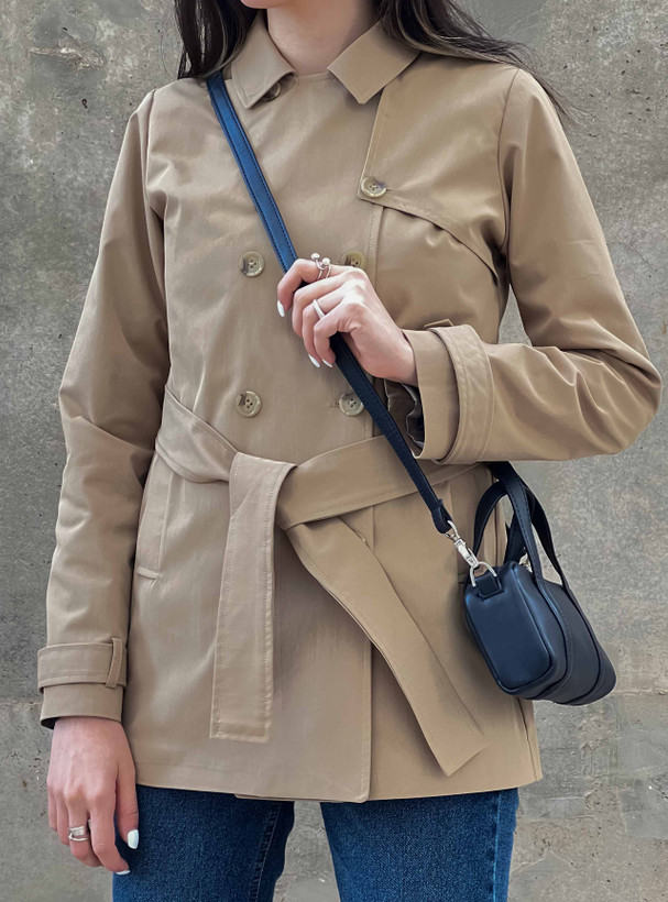 ترنچکت کوتاه پاییزه