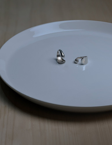 انگشتر "تو سری خور"