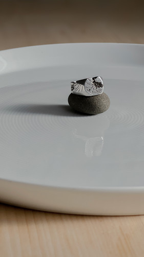 انگشتر "صخره"